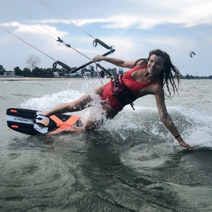 Hristina - kitesurf IKO instructor